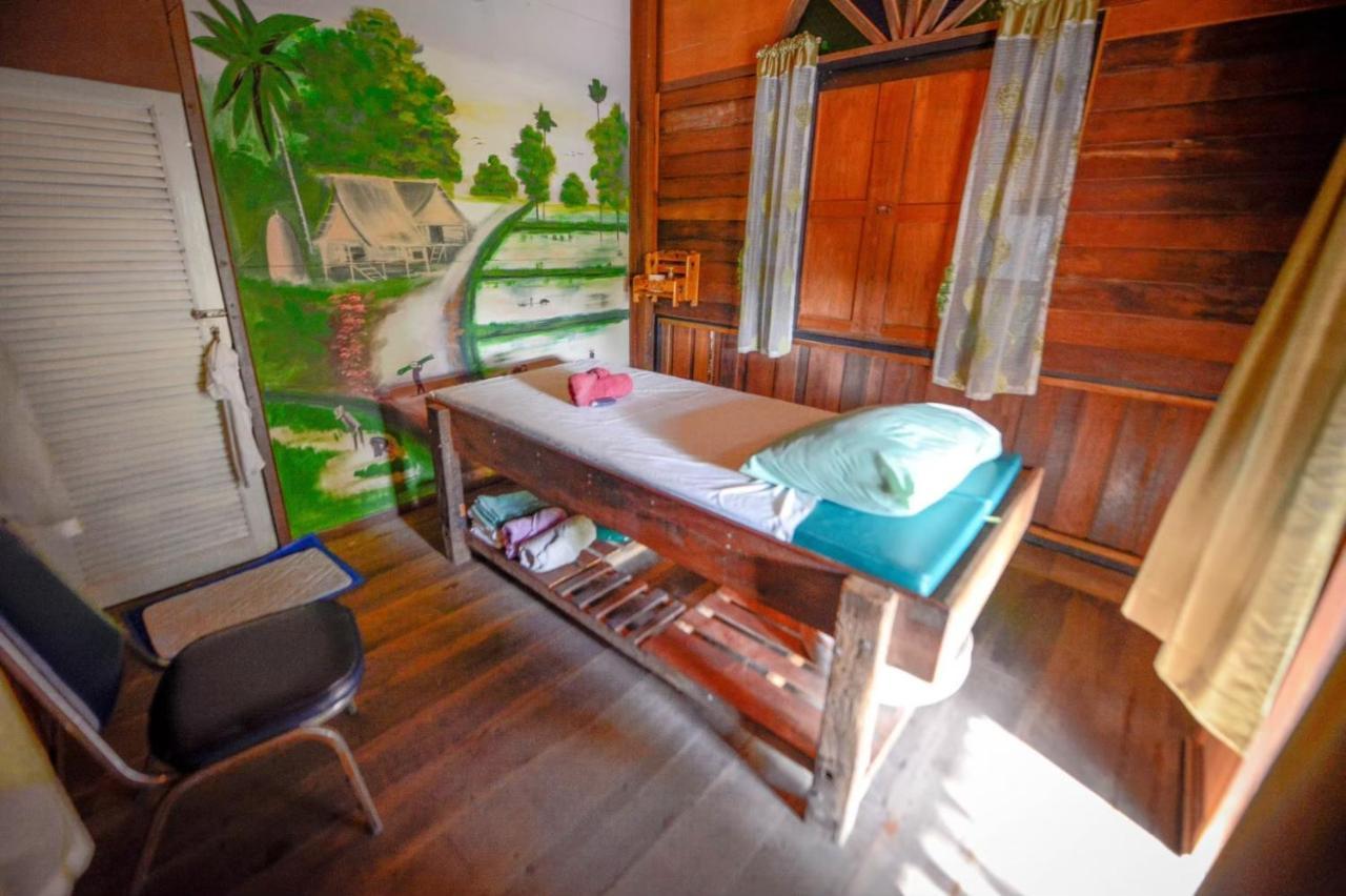 Lop Buri Mrk Resort & Massage מראה חיצוני תמונה