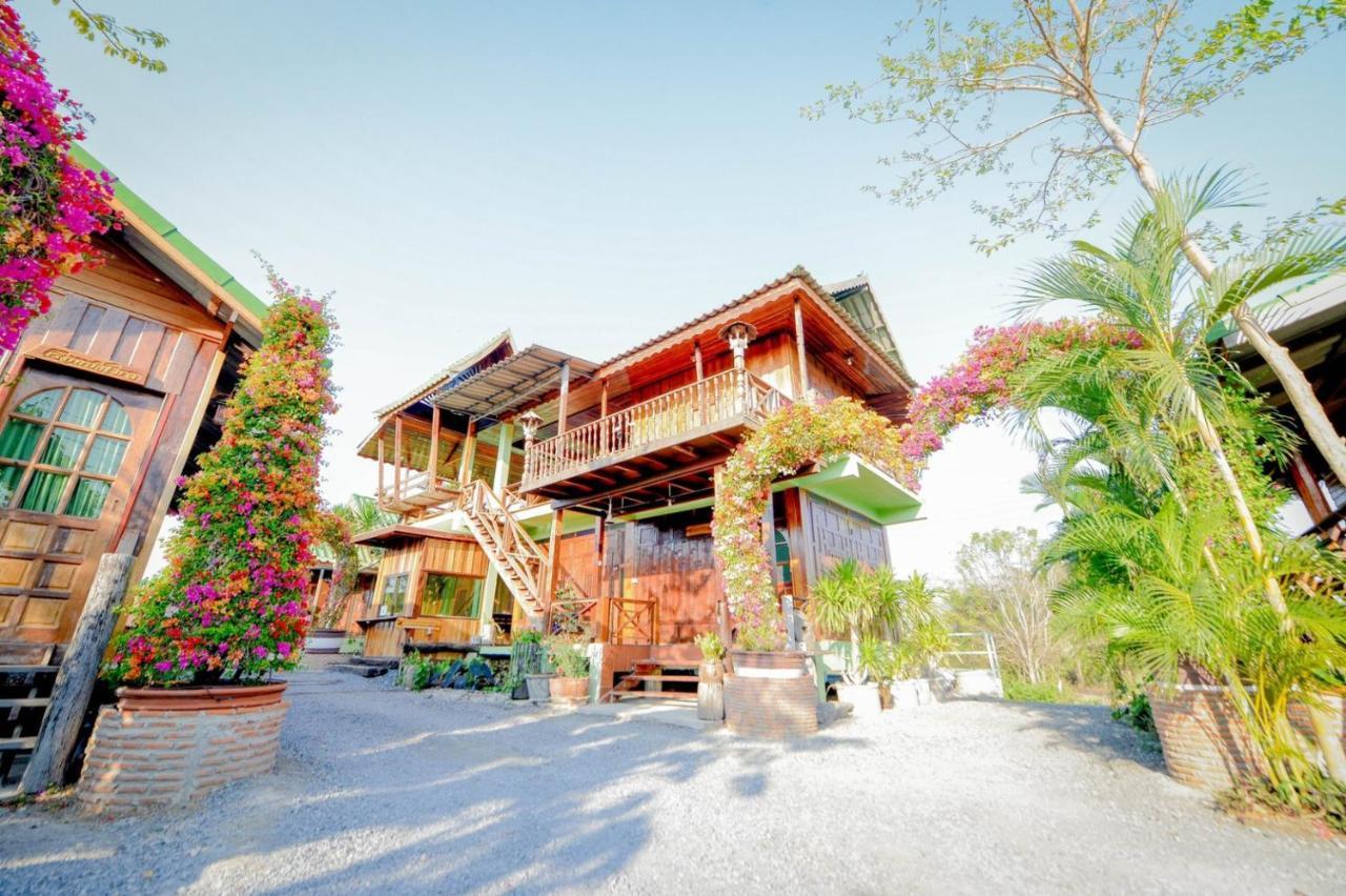 Lop Buri Mrk Resort & Massage מראה חיצוני תמונה