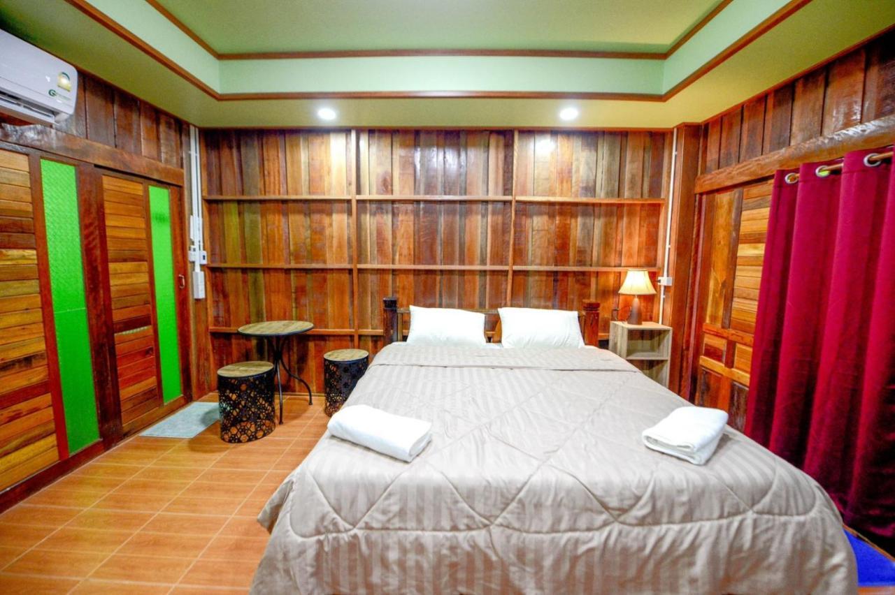 Lop Buri Mrk Resort & Massage מראה חיצוני תמונה