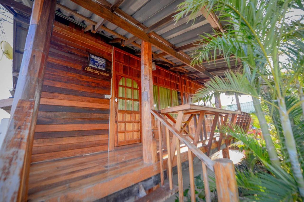 Lop Buri Mrk Resort & Massage מראה חיצוני תמונה